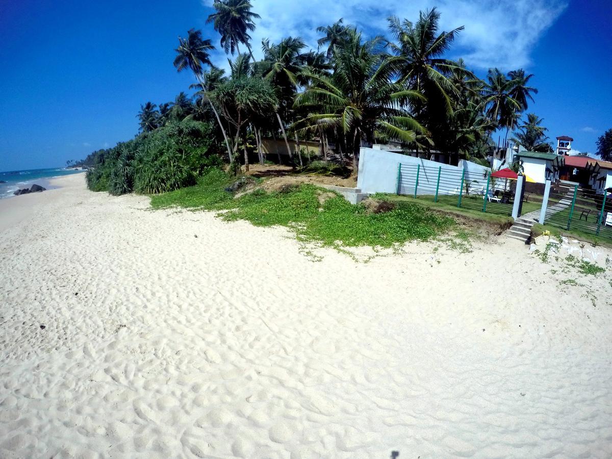Ramon Beach Resort Ambalangoda  Buitenkant foto